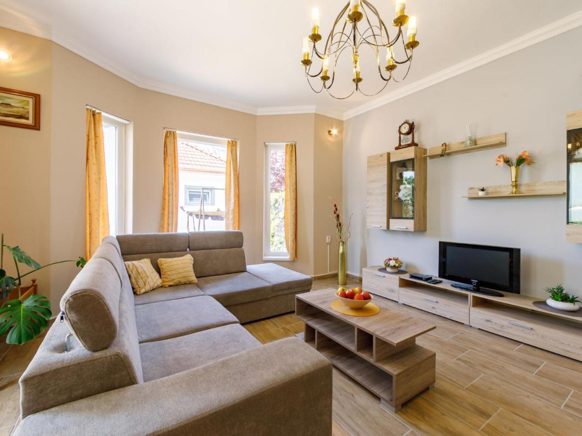 Holiday Home Ildiko By Interhome Balatonlelle Kültér fotó