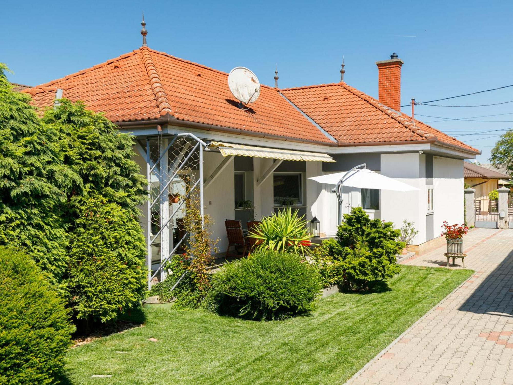 Holiday Home Ildiko By Interhome Balatonlelle Kültér fotó